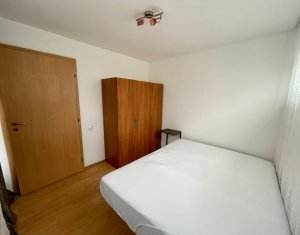 Apartament 3 camere, garaj, de inchirat, in Floresti, zona Eroilor