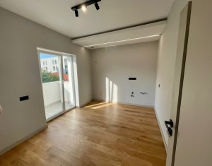 Apartament ideal activitati diverse, firma IT, birou, zona centrala