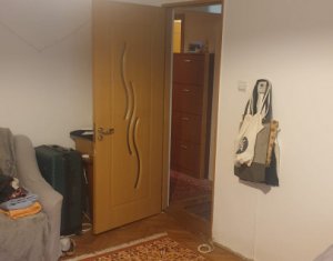 Apartament 3 camere, zona Titulescu-Centru