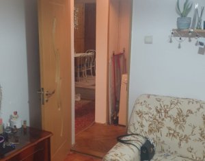 Apartament 3 camere, zona Titulescu-Centru