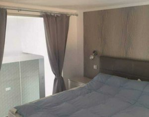 Apartament de lux cu 3 camere semidecomandat, zona centrala