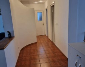 Apartment 3 rooms for rent in Cluj-napoca, zone Plopilor