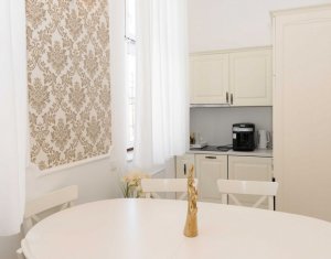 Oportunitate! Apartament de lux, ultracentral, 70mp plus balcon