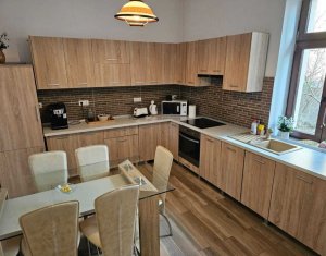 Oportunitate! Apartament semidecomandat de 78mp, cu gradina, ultracentral