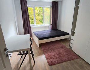 Apartment 3 rooms for rent in Cluj-napoca, zone Centru