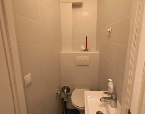 Apartament cu 3 camere, parcare, langa Parcul Central