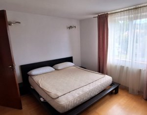 House 4 rooms for rent in Baciu