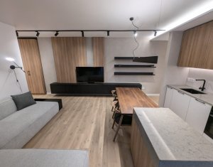 Oportunitate! Apartament lux, 2 camere, parcare subterana, aproape de centru