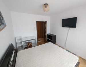 Apartment 3 rooms for rent in Cluj-napoca, zone Manastur