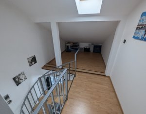 Oportunitate! Apartament cu 3 camere, 2 parcari, dispus pe 2 niveluri, Buna Ziua