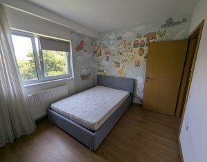 Apartament de lux, 3 camere 76mp utili, garaj, cartier Zorilor