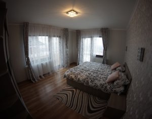 House 5 rooms for rent in Sannicoara