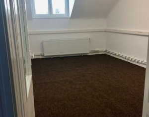 Appartement 5 chambres à louer dans Cluj-napoca, zone Centru