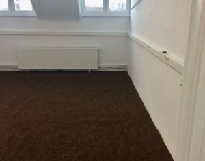 Appartement 5 chambres à louer dans Cluj-napoca, zone Centru