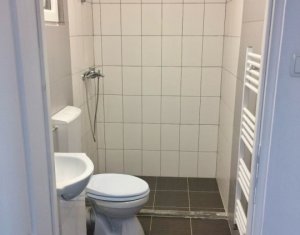 Appartement 5 chambres à louer dans Cluj-napoca, zone Centru