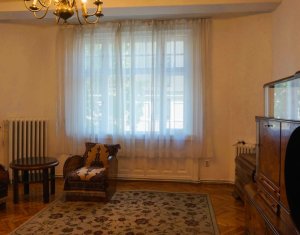 Apartament cu 2 camere, ultracentral, Piata Muzeului