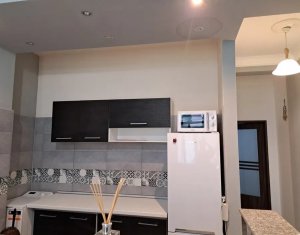 Apartament cu 2 camere, cu terasa generoasa, in Gheorgheni