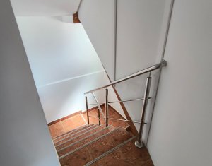 Casa individuala, 6 camere, 3 nivele, curte amenajata, Someseni