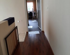 House 8 rooms for rent in Cluj-napoca