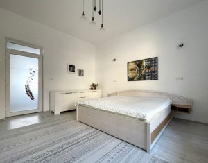 Appartement 3 chambres à louer dans Cluj-napoca, zone Centru