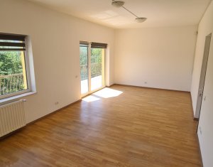 House 13 rooms for rent in Cluj-napoca, zone Intre Lacuri