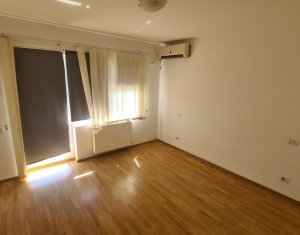 Casa tip duplex, suprafata 430 mp, gradina,destinatie birou sau alte activitati!