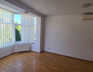 Maison 13 chambres à louer dans Cluj-napoca, zone Intre Lacuri