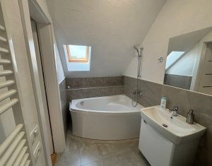 House 5 rooms for rent in Cluj-napoca, zone Dambul Rotund