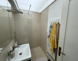 Oportunitate! Apartament modern cu 3 camere, zona Centrala!