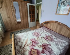 Apartment 4 rooms for rent in Cluj-napoca, zone Manastur