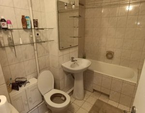 Apartment 4 rooms for rent in Cluj-napoca, zone Manastur