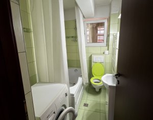 Appartement 4 chambres à louer dans Cluj-napoca, zone Centru