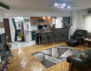 Apartment 4 rooms for rent in Cluj-napoca, zone Manastur