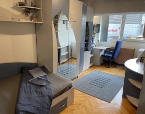 Appartement 4 chambres à louer dans Cluj-napoca, zone Manastur