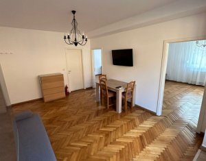 Apartment 3 rooms for rent in Cluj-napoca, zone Centru