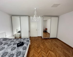 Apartament 3 camere, centru, zona P-ta Mihai Viteazu