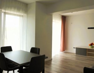 Apartament in West City Tower, cu priveliste, orientat spre sud