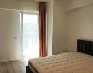 Apartament in West City Tower, cu priveliste, orientat spre sud