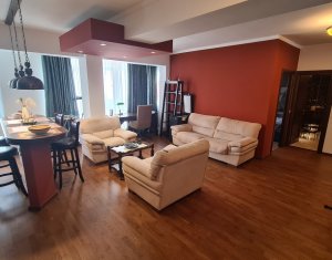 Apartment 3 rooms for rent in Cluj-napoca, zone Centru