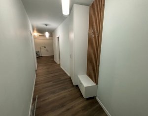 Apartament modern cu 2 camere, zona Auchan Iris!