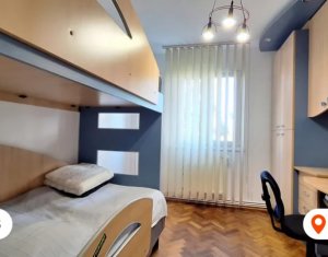 Apartment 4 rooms for rent in Cluj-napoca