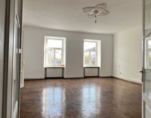 Commercial space for rent in Cluj-napoca, zone Centru