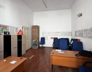 Bureau à louer dans Cluj-napoca, zone Centru