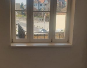 Bureau à louer dans Cluj-napoca, zone Centru