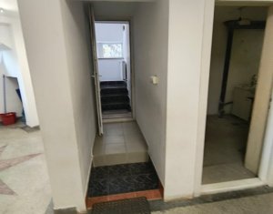 Maison 10 chambres à louer dans Cluj-napoca, zone Andrei Muresanu