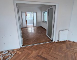 Maison 10 chambres à louer dans Cluj-napoca, zone Andrei Muresanu