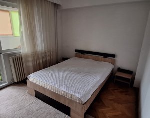 Apartment 3 rooms for rent in Cluj-napoca, zone Centru