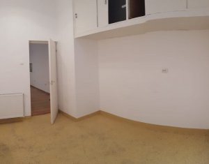 Bureau à louer dans Cluj-napoca, zone Centru