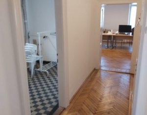 Bureau à louer dans Cluj-napoca, zone Centru