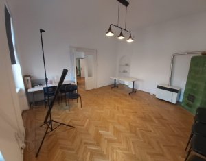 Bureau à louer dans Cluj-napoca, zone Centru